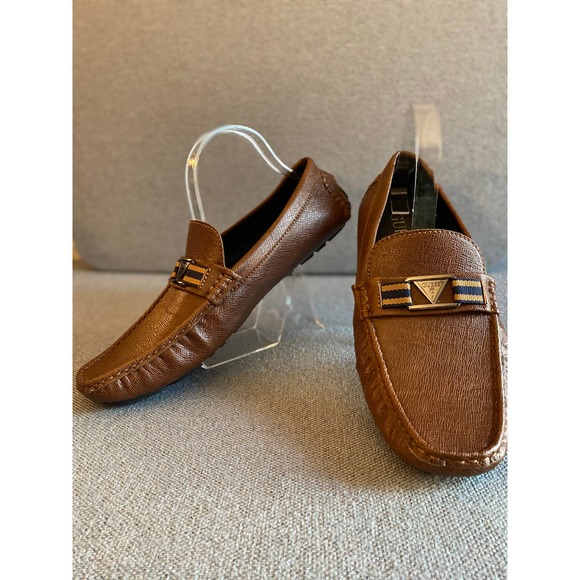 Guess | Shoes | Guess Mens Driving Loafer Size Brown Slipper  display picture 2